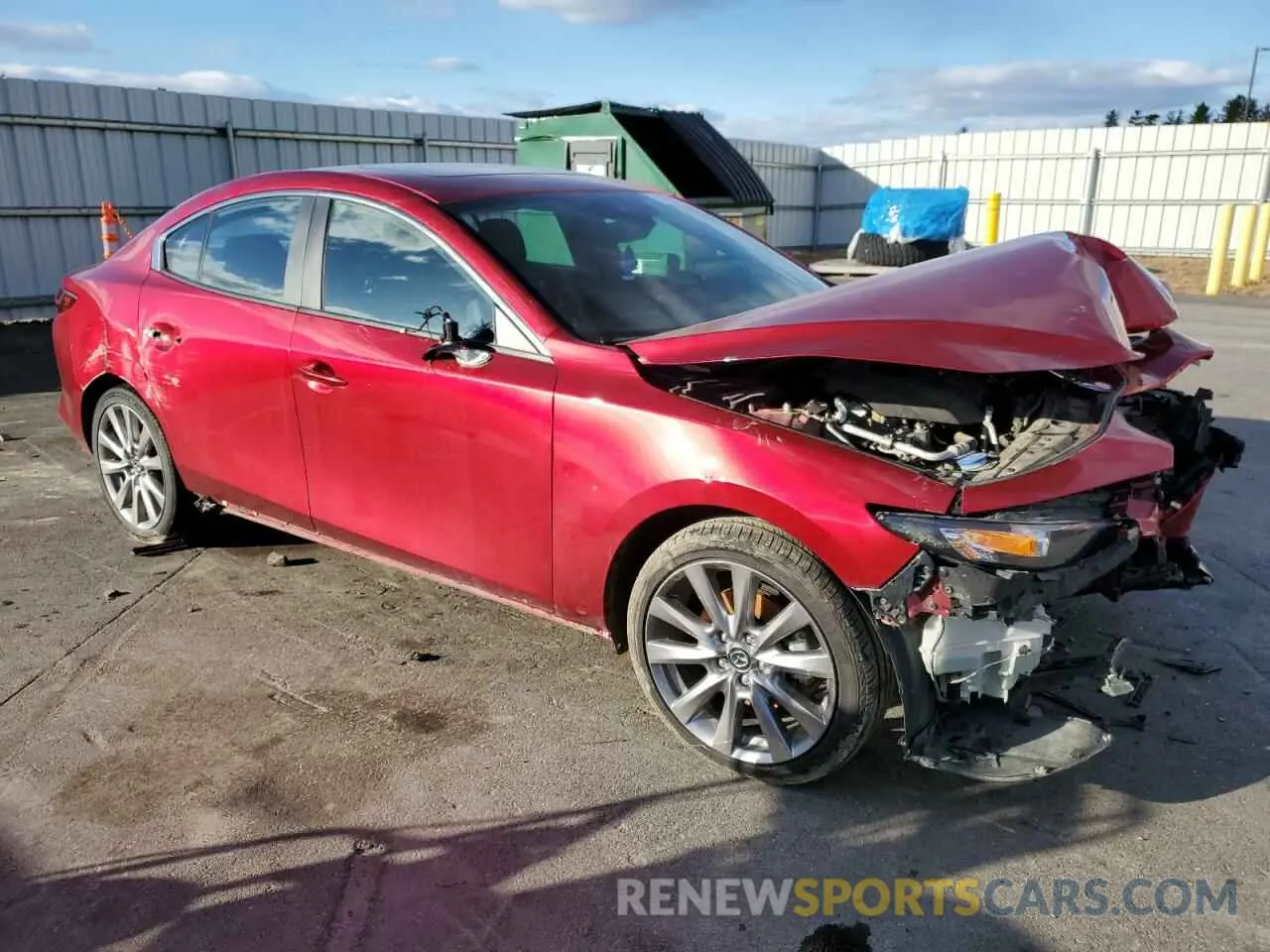 4 Photograph of a damaged car 3MZBPBCM9MM205816 MAZDA 3 2021