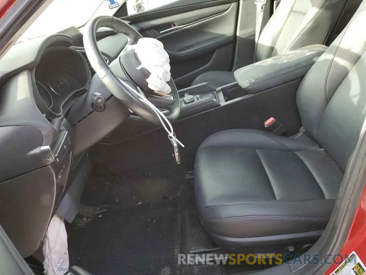 7 Photograph of a damaged car 3MZBPBCM9MM205816 MAZDA 3 2021