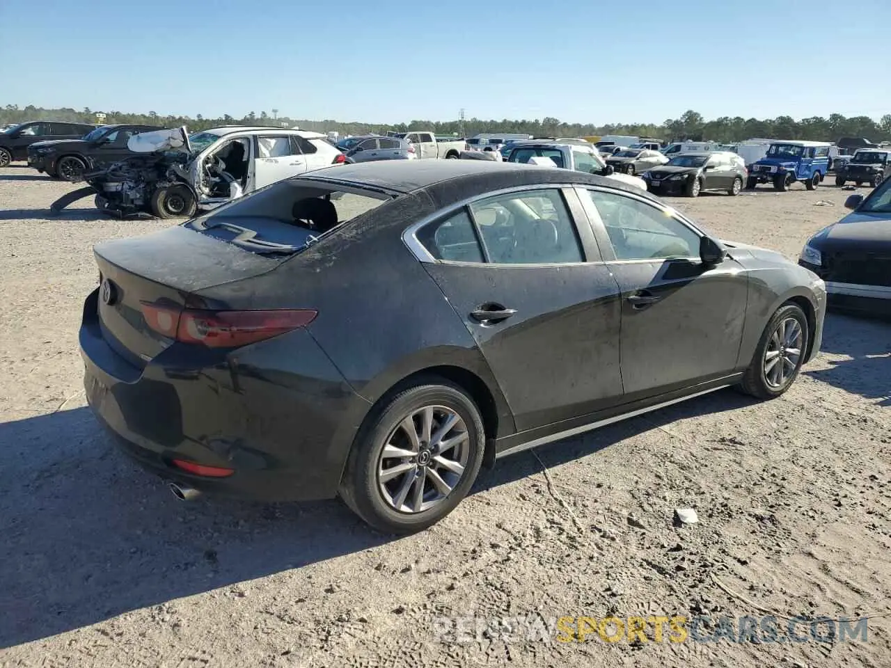 3 Photograph of a damaged car JM1BPAA75M1315866 MAZDA 3 2021