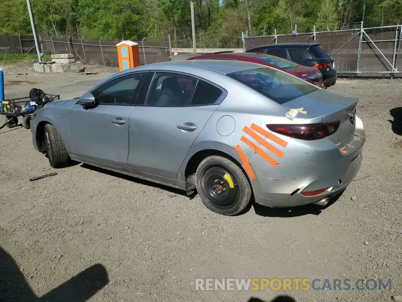 2 Photograph of a damaged car JM1BPAA78M1318809 MAZDA 3 2021