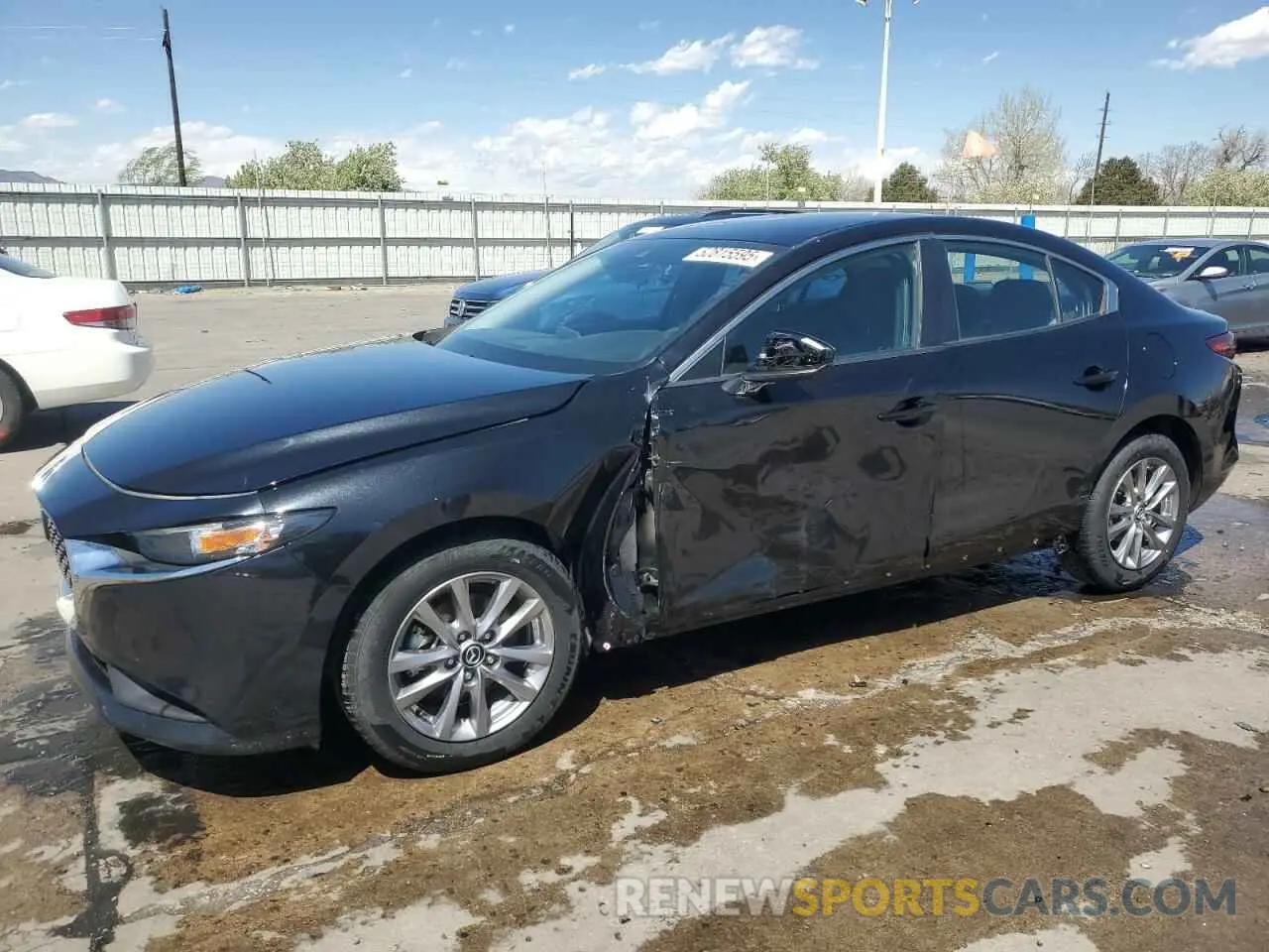 1 Photograph of a damaged car JM1BPAAL4M1334955 MAZDA 3 2021