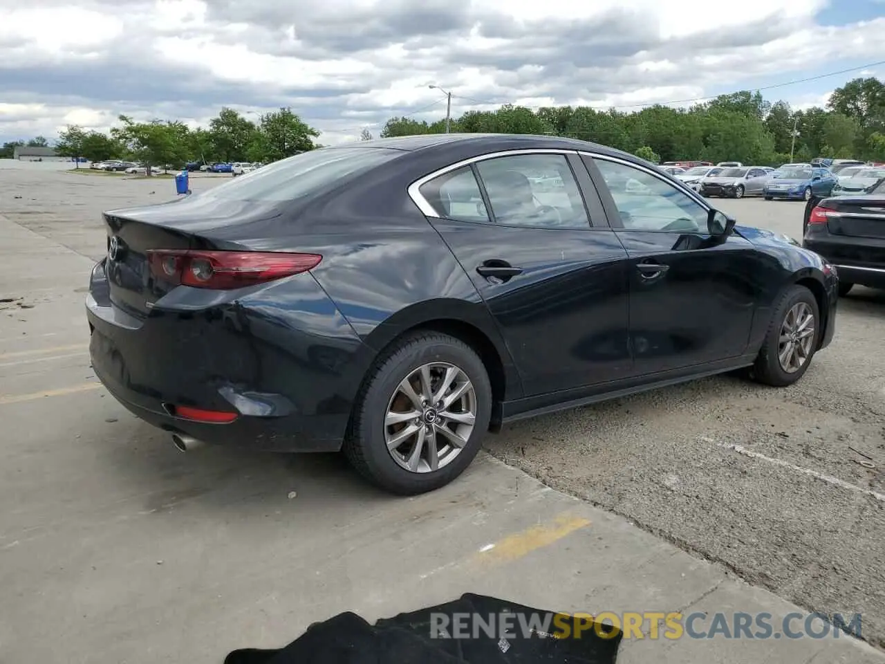 3 Photograph of a damaged car JM1BPAALXM1321529 MAZDA 3 2021
