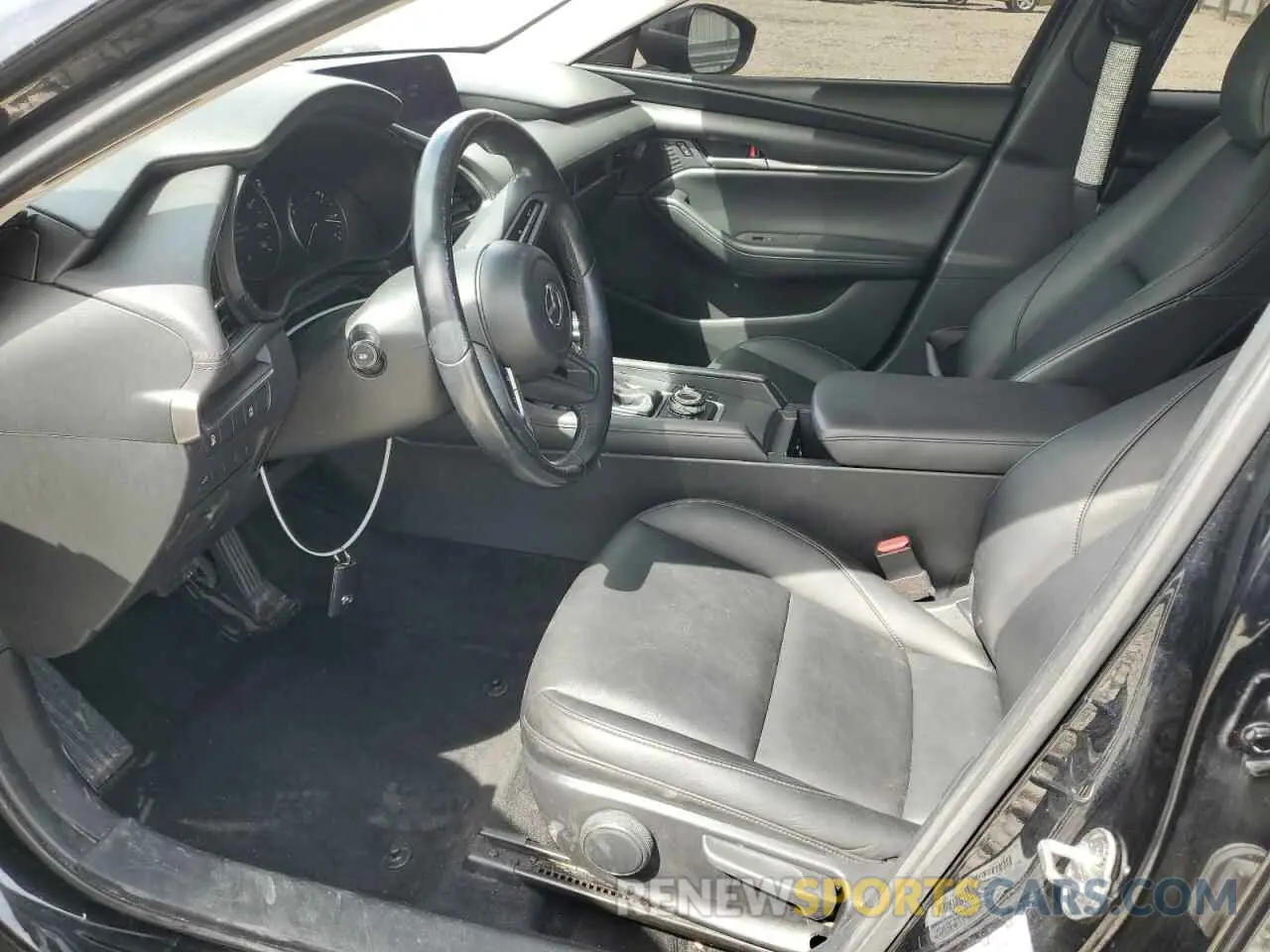 7 Photograph of a damaged car JM1BPABL0M1321019 MAZDA 3 2021