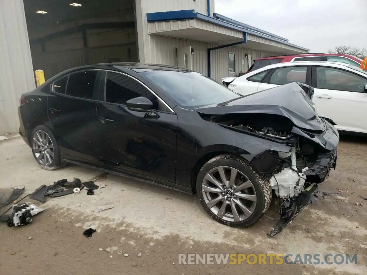 4 Photograph of a damaged car JM1BPABL9M1330575 MAZDA 3 2021