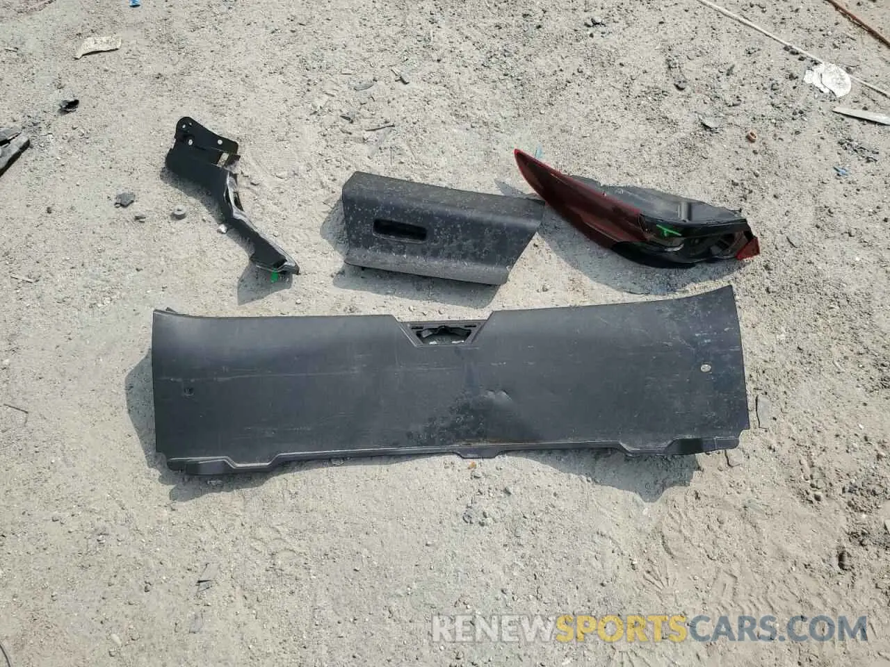 12 Photograph of a damaged car JM1BPABLXM1320573 MAZDA 3 2021