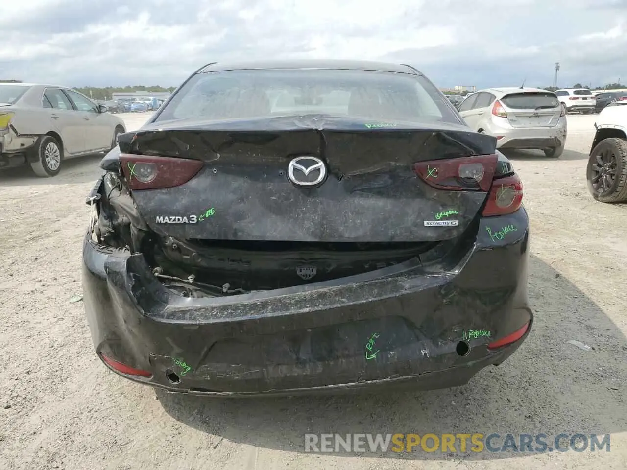 6 Photograph of a damaged car JM1BPABLXM1320573 MAZDA 3 2021
