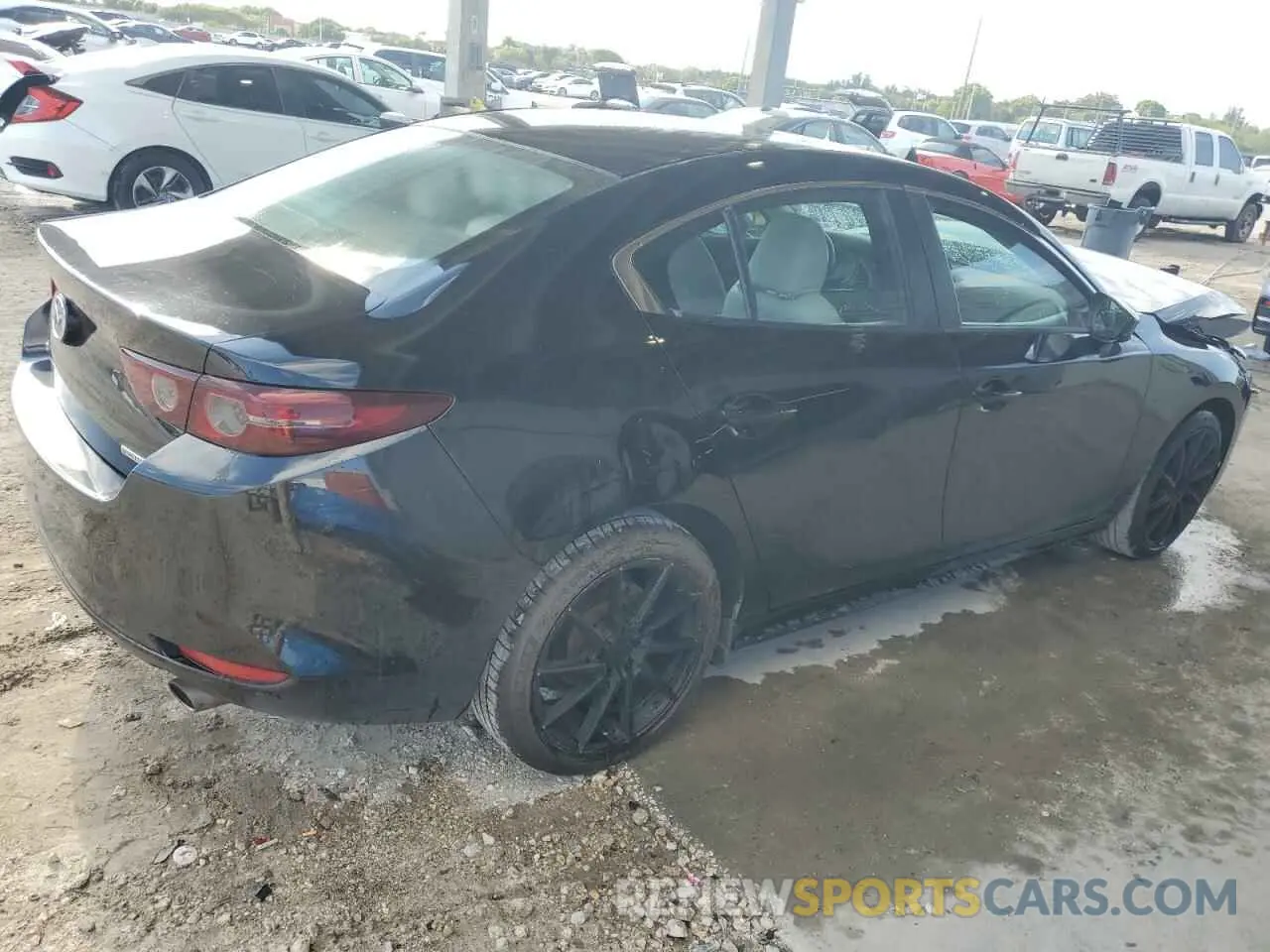 3 Photograph of a damaged car JM1BPACL7M1325941 MAZDA 3 2021