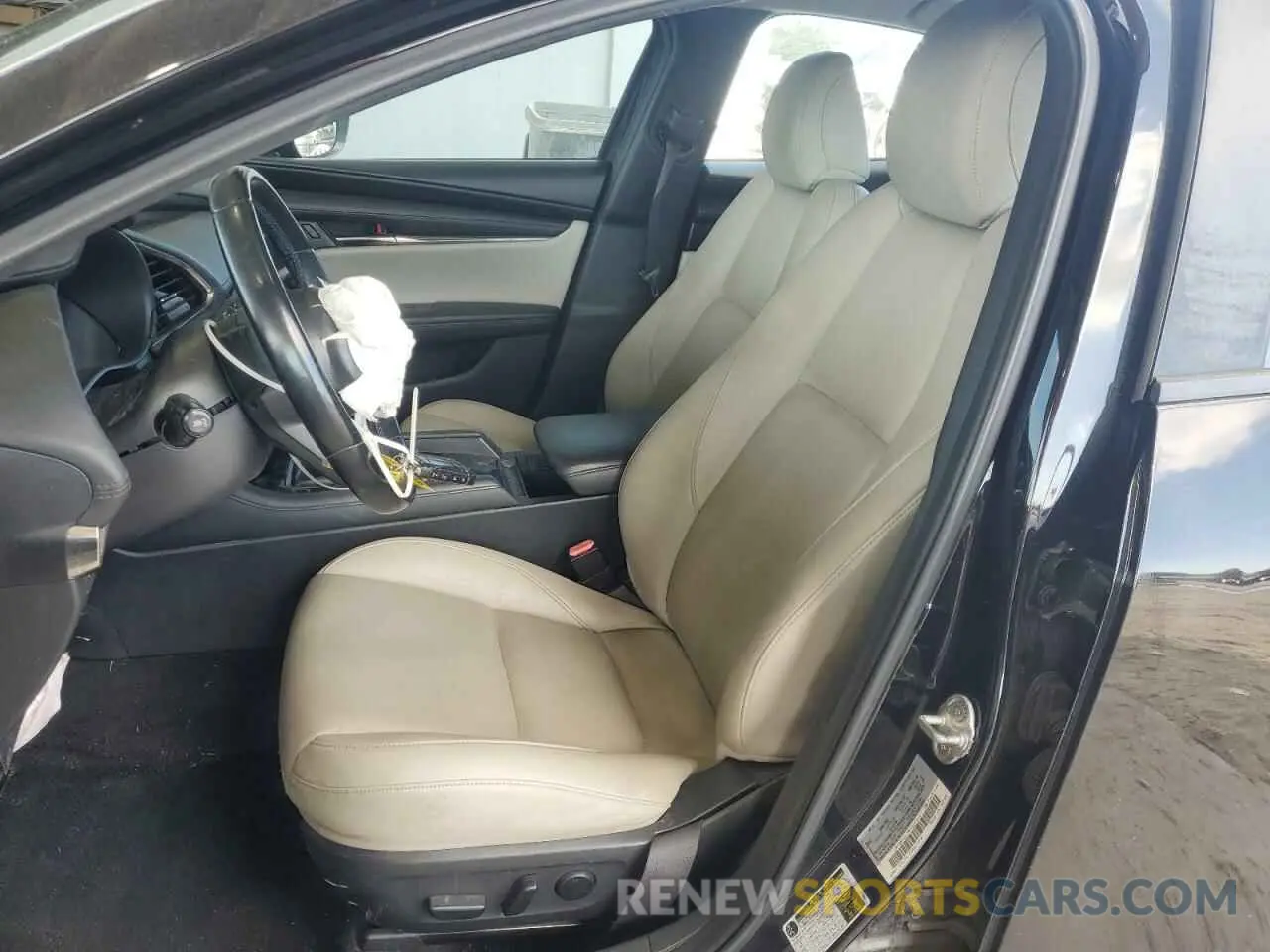 7 Photograph of a damaged car JM1BPACL7M1325941 MAZDA 3 2021