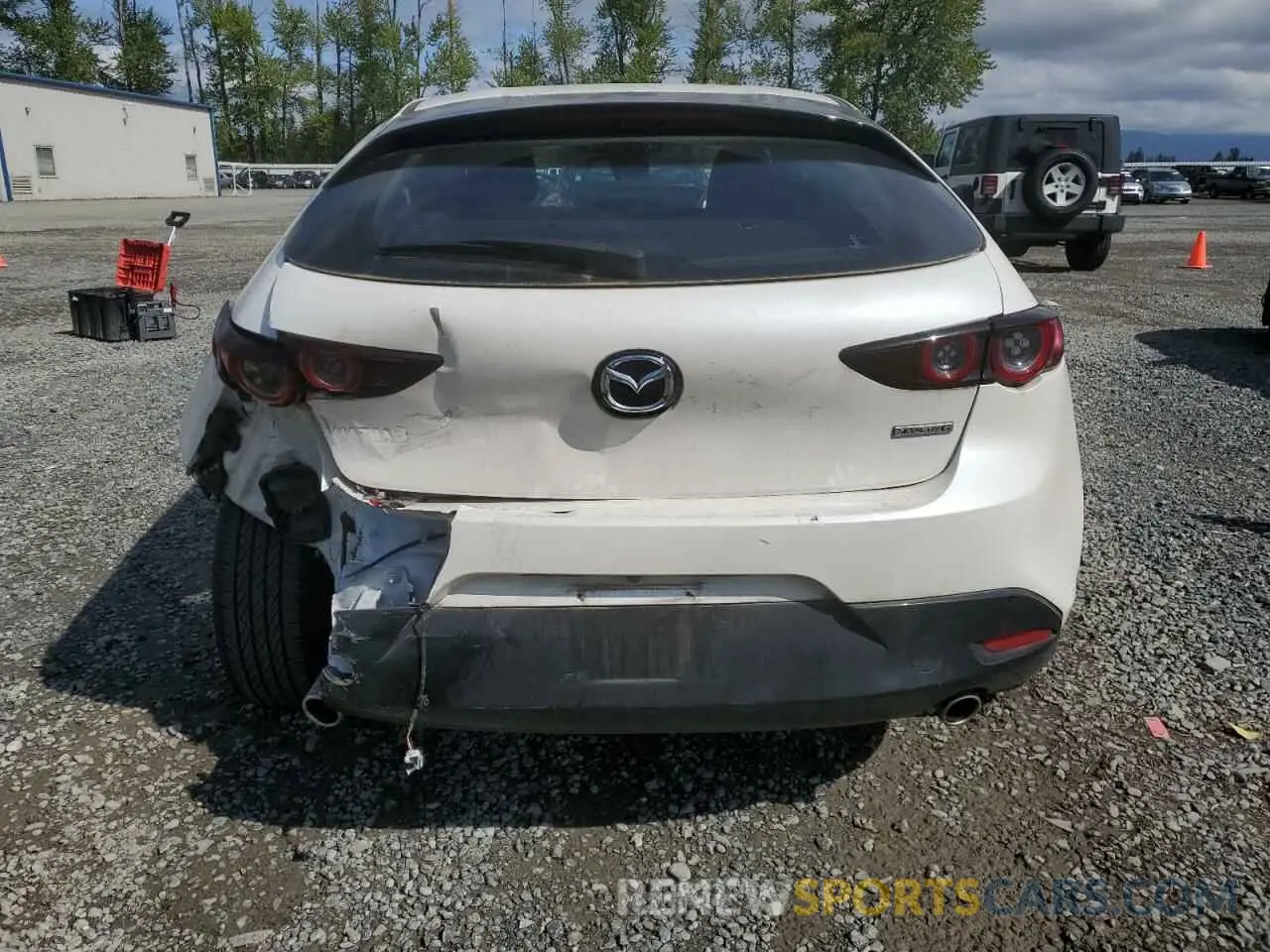 6 Photograph of a damaged car JM1BPALL2M1305466 MAZDA 3 2021
