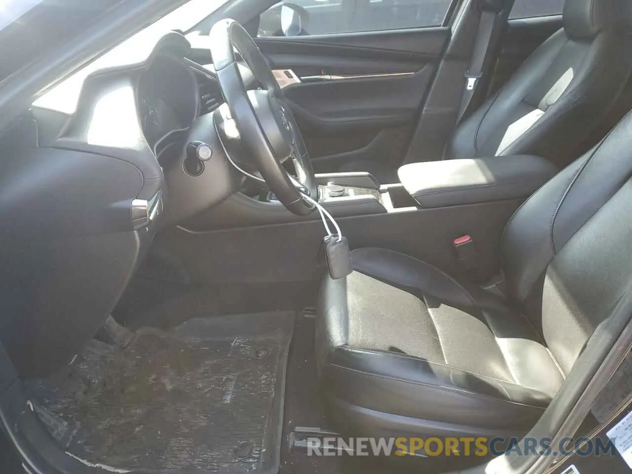 7 Photograph of a damaged car JM1BPAML0M1343227 MAZDA 3 2021
