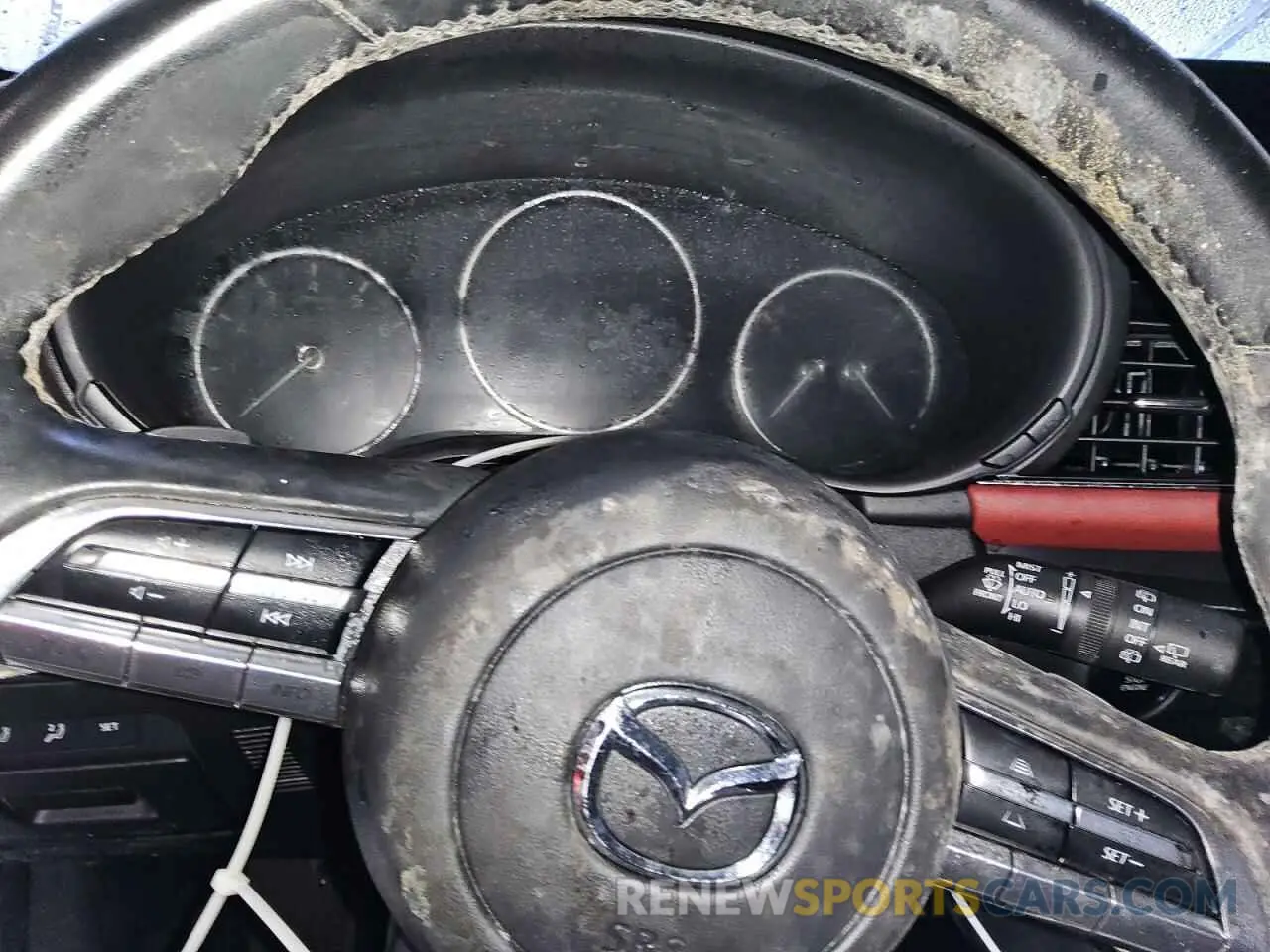 9 Photograph of a damaged car JM1BPAML8M1324831 MAZDA 3 2021
