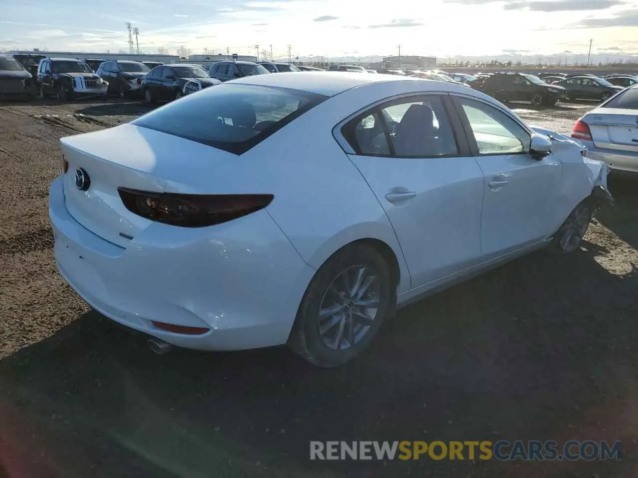 3 Photograph of a damaged car JM1BPBCL2M1302606 MAZDA 3 2021