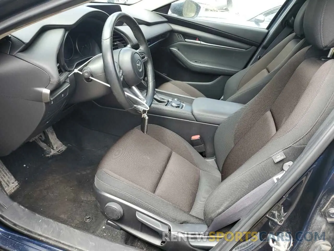 7 Photograph of a damaged car JM1BPBCL4M1338605 MAZDA 3 2021
