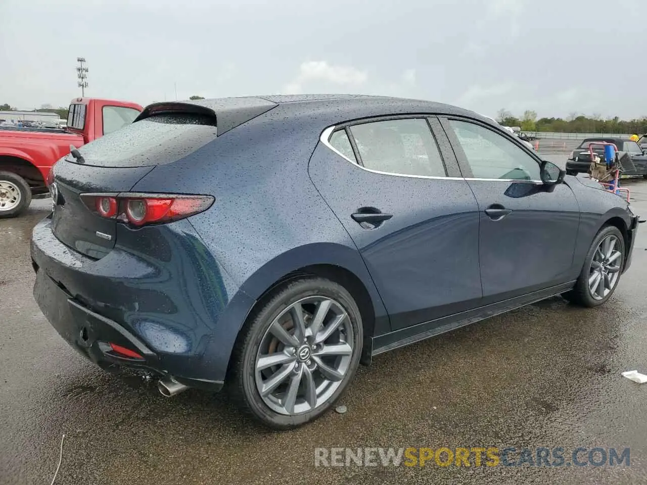 3 Photograph of a damaged car JM1BPBLL0M1347527 MAZDA 3 2021