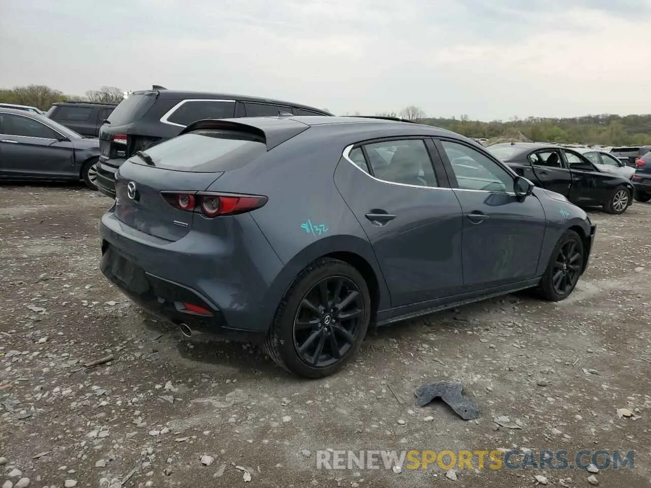3 Photograph of a damaged car JM1BPBML5M1345240 MAZDA 3 2021