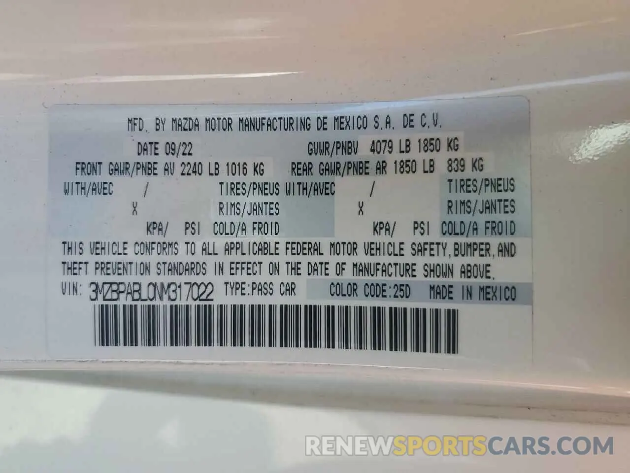 12 Photograph of a damaged car 3MZBPABL0NM317022 MAZDA 3 2022