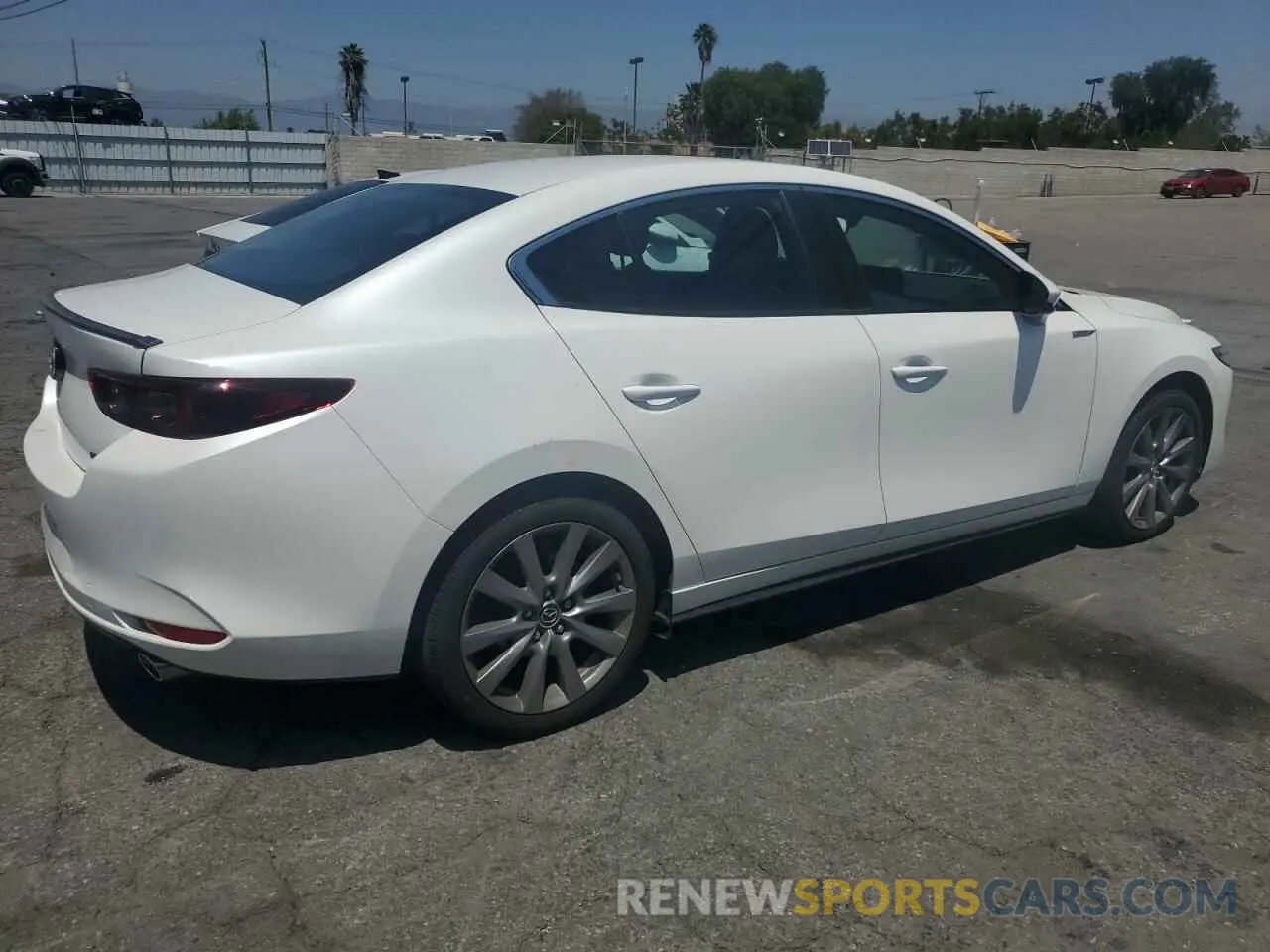 3 Photograph of a damaged car 3MZBPABL0NM317022 MAZDA 3 2022