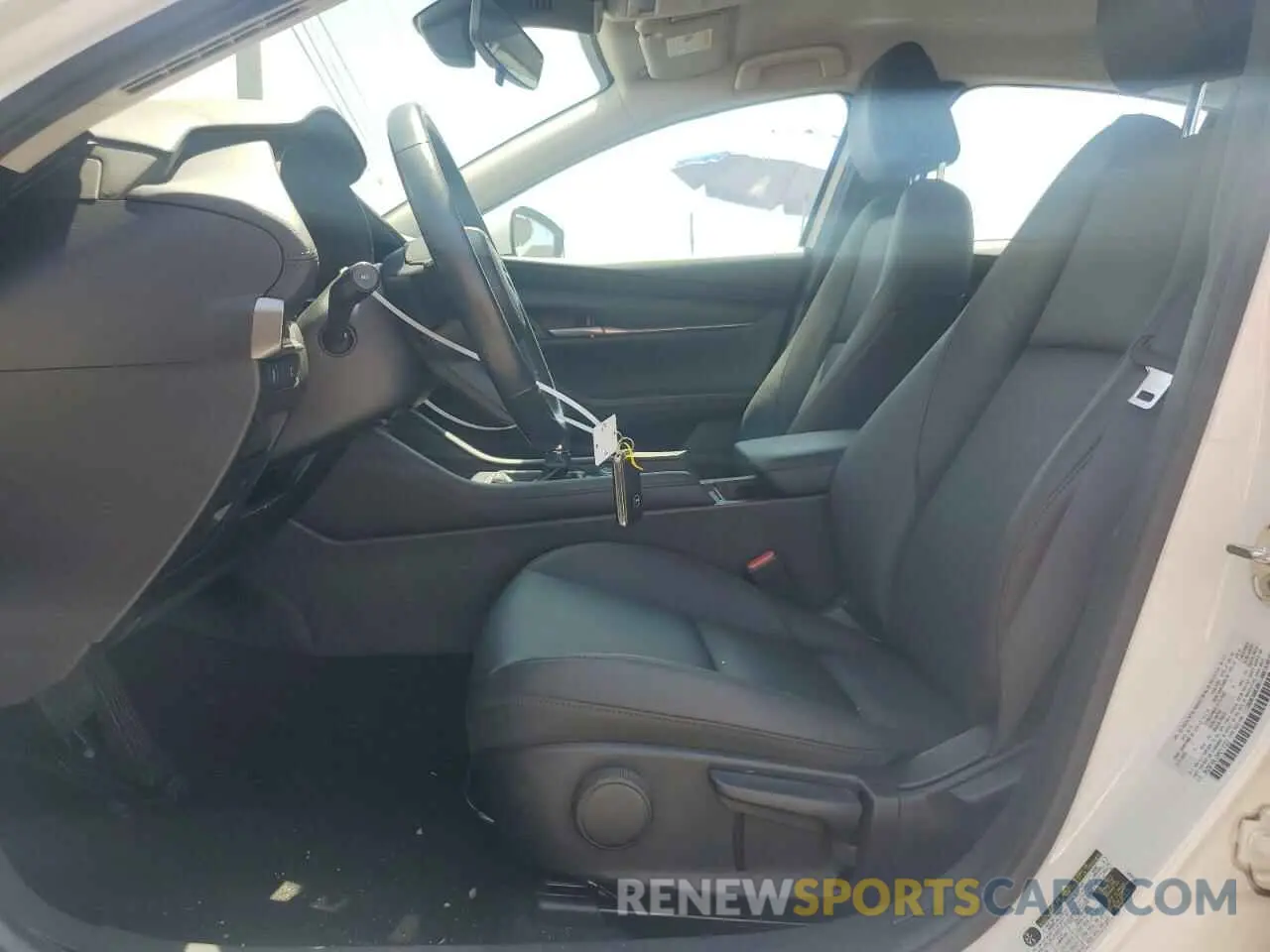 7 Photograph of a damaged car 3MZBPABL0NM317022 MAZDA 3 2022