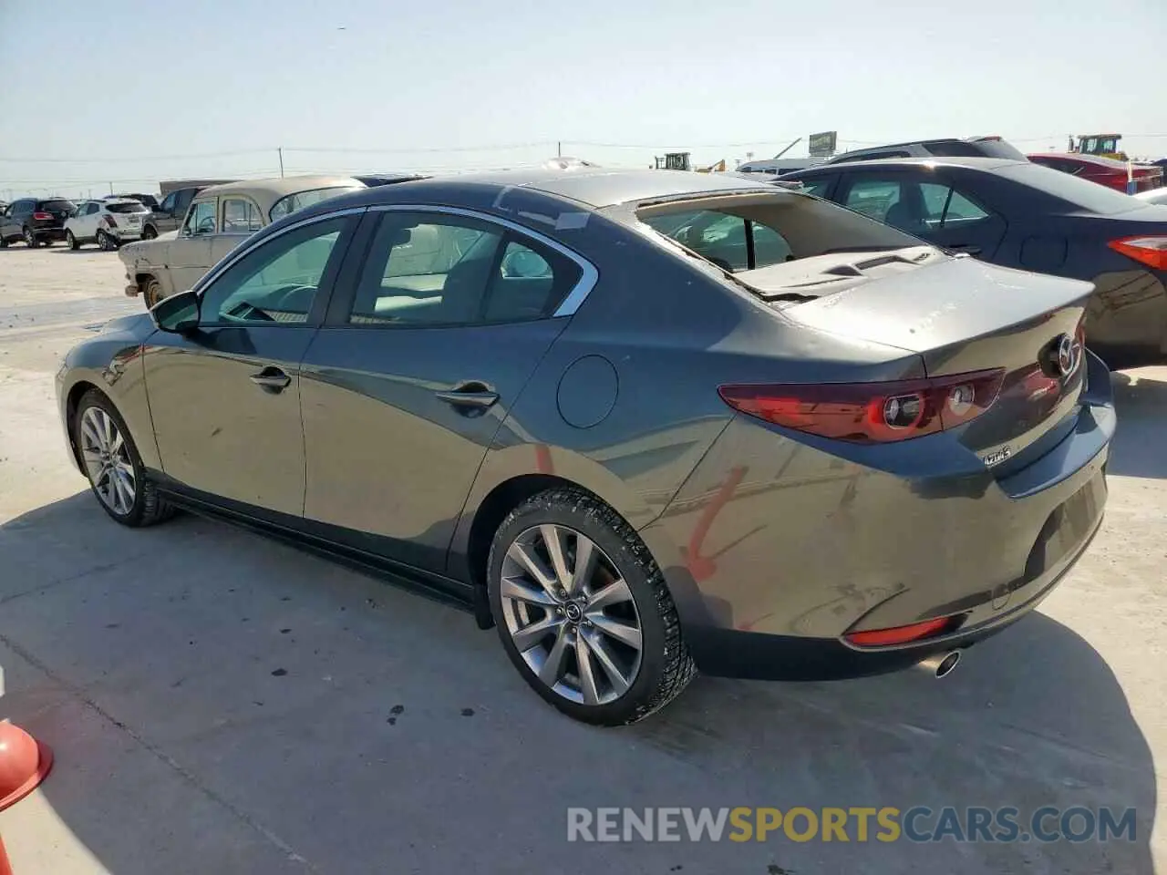 2 Photograph of a damaged car 3MZBPABL4NM313703 MAZDA 3 2022