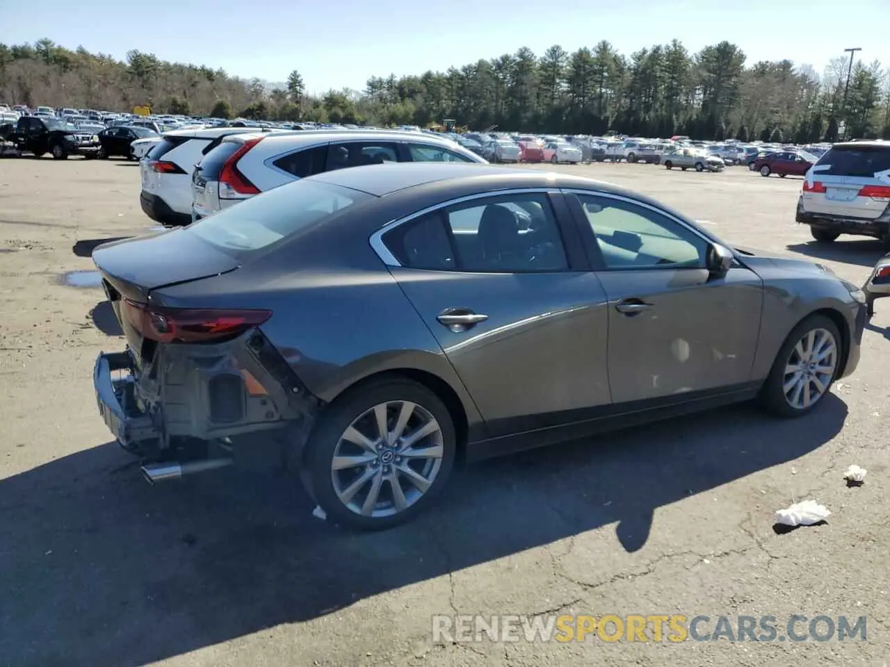 3 Photograph of a damaged car 3MZBPABLXNM314905 MAZDA 3 2022