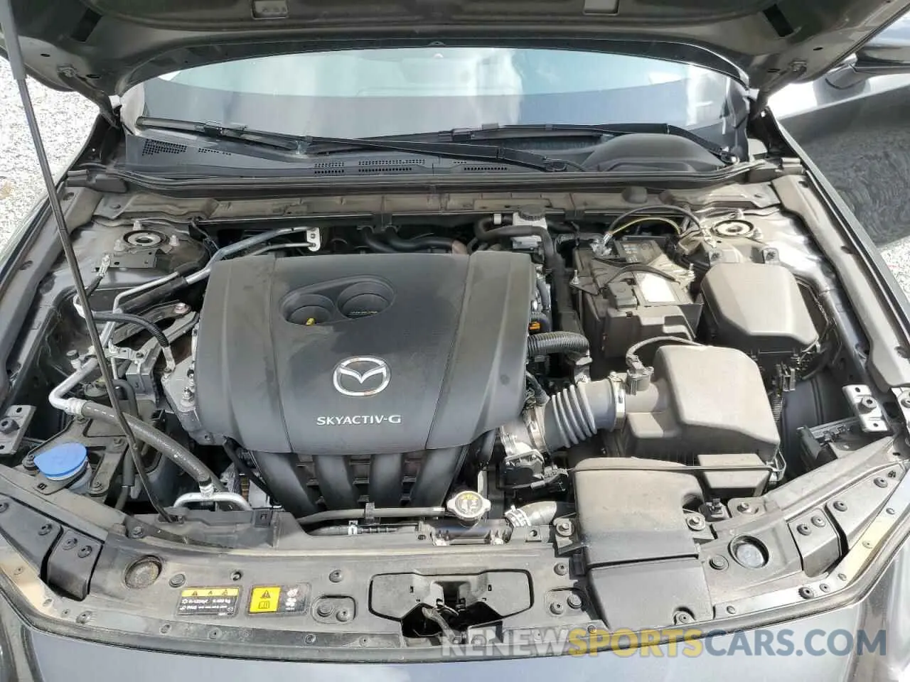 11 Photograph of a damaged car 3MZBPACL2NM300592 MAZDA 3 2022