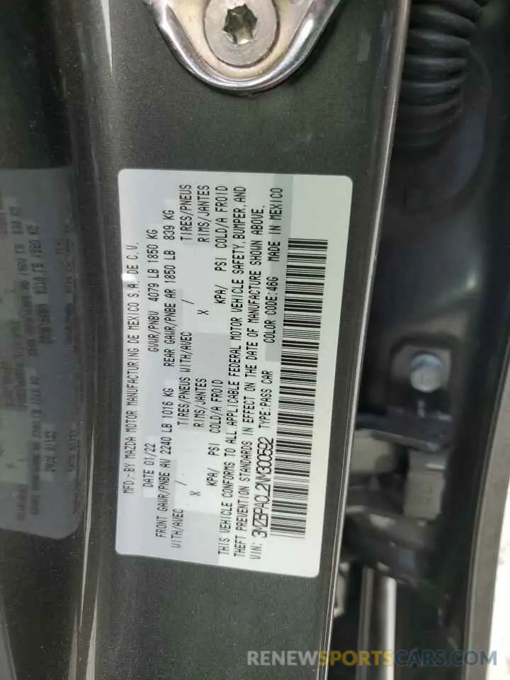 12 Photograph of a damaged car 3MZBPACL2NM300592 MAZDA 3 2022