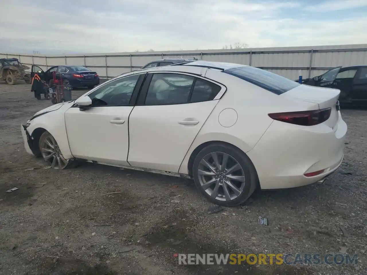 2 Photograph of a damaged car 3MZBPACL3NM309088 MAZDA 3 2022