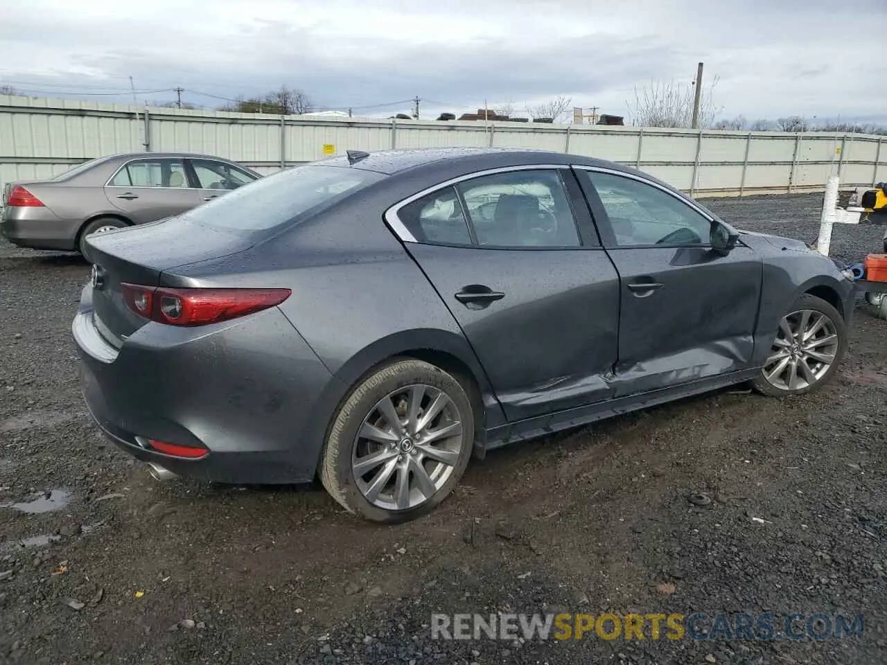 3 Photograph of a damaged car 3MZBPADL3NM311549 MAZDA 3 2022
