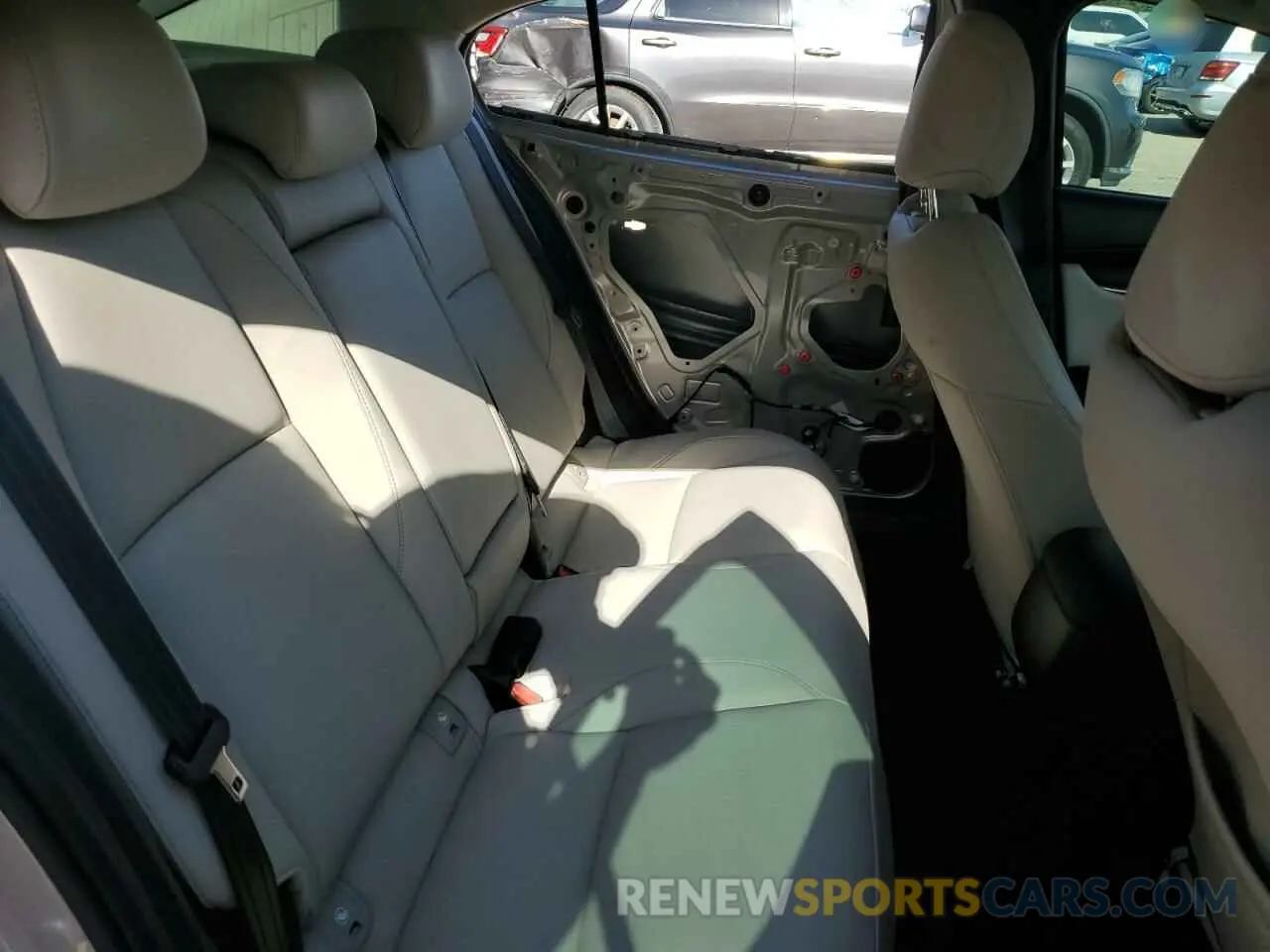 10 Photograph of a damaged car 3MZBPBAY7NM318994 MAZDA 3 2022