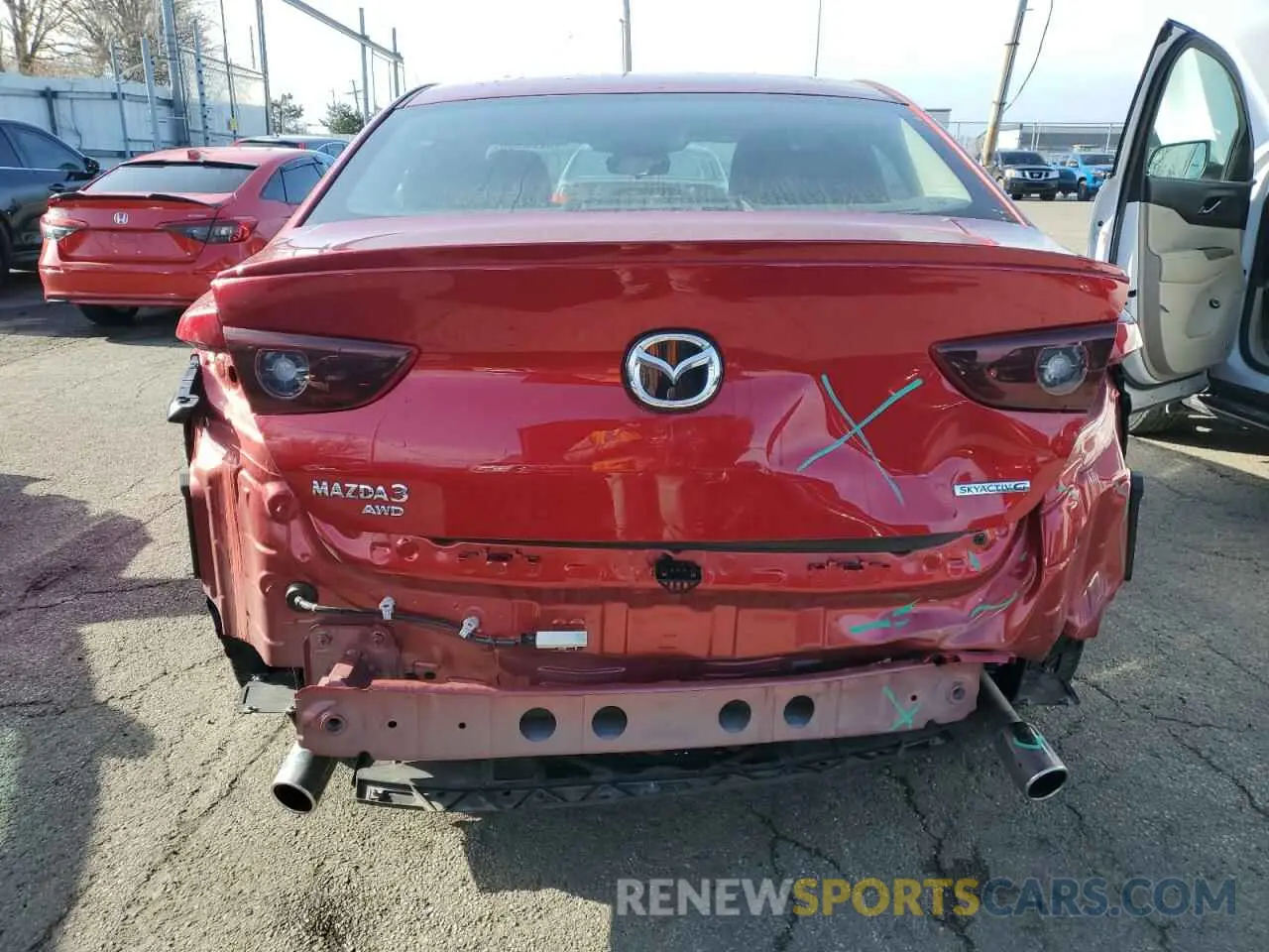 6 Photograph of a damaged car 3MZBPBCL7NM318883 MAZDA 3 2022