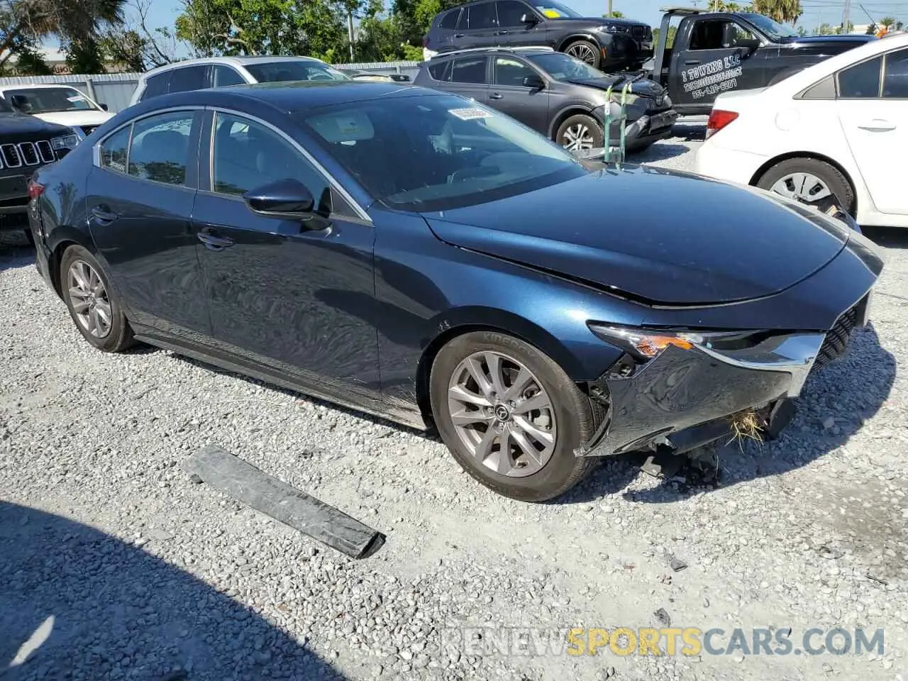 4 Photograph of a damaged car JM1BPAAL4N1509674 MAZDA 3 2022