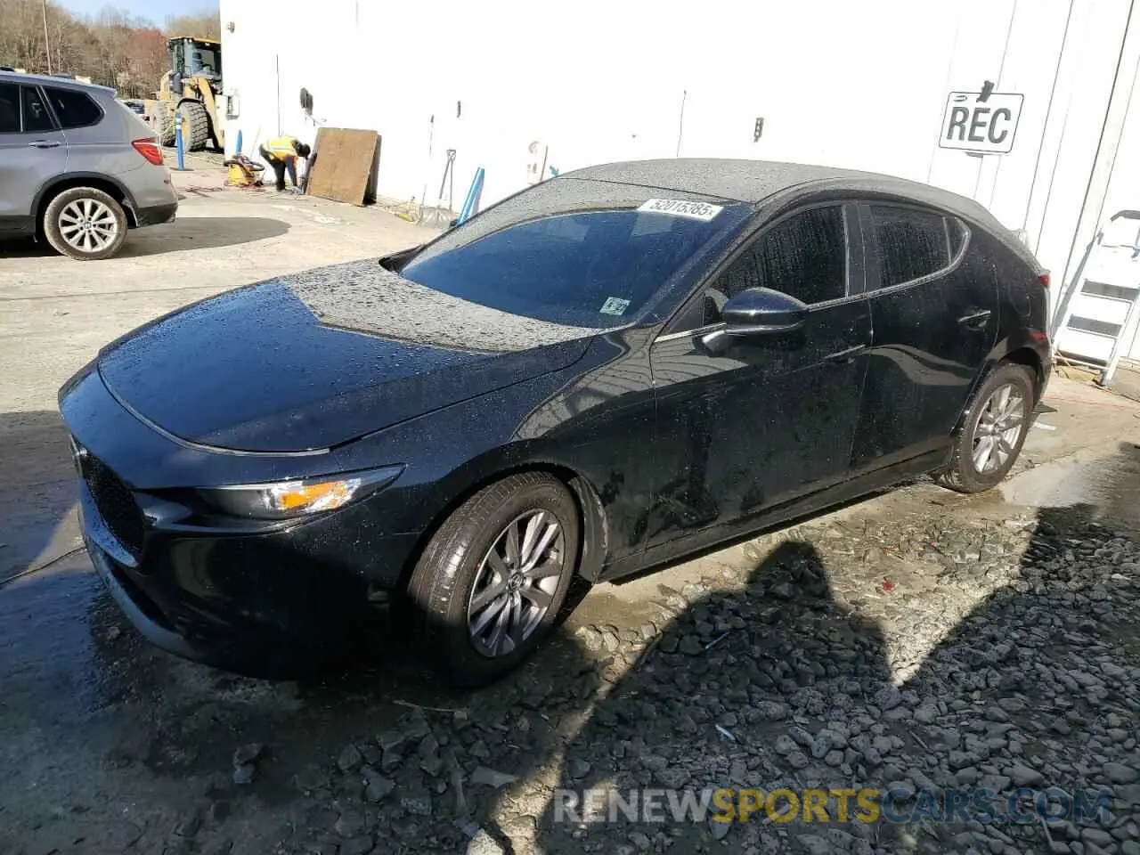 1 Photograph of a damaged car JM1BPAJL3N1511772 MAZDA 3 2022