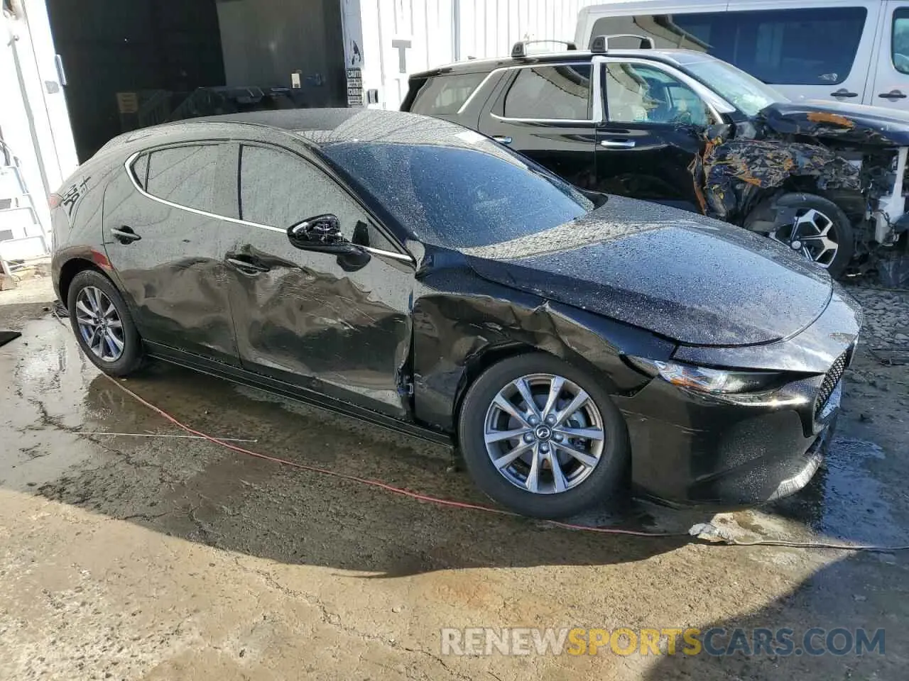 4 Photograph of a damaged car JM1BPAJL3N1511772 MAZDA 3 2022