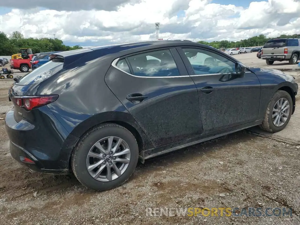 3 Photograph of a damaged car JM1BPAJL8N1506650 MAZDA 3 2022