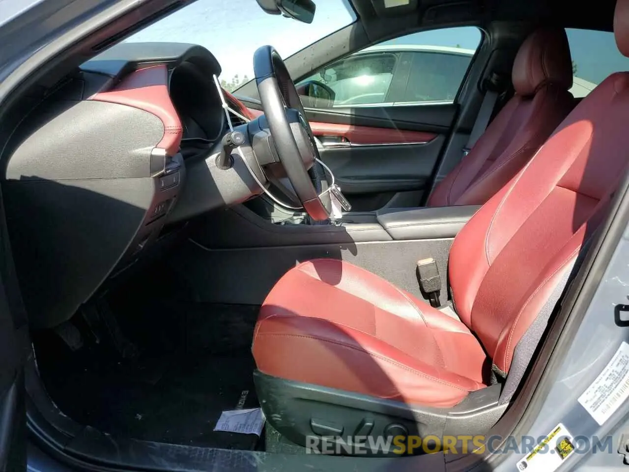 7 Photograph of a damaged car JM1BPAML8N1511424 MAZDA 3 2022