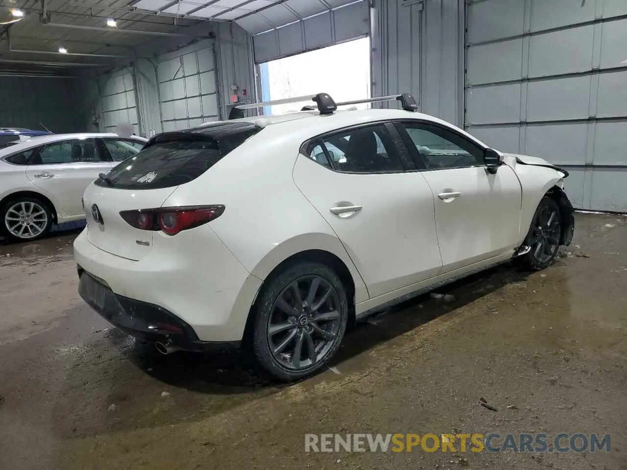 3 Photograph of a damaged car JM1BPBLL5N1508262 MAZDA 3 2022