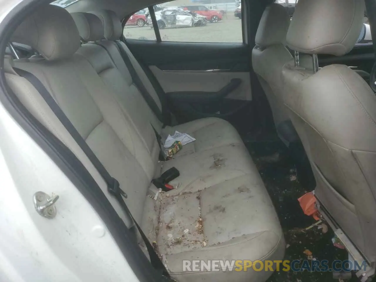 10 Photograph of a damaged car 3MZBPACMXPM356324 MAZDA 3 2023