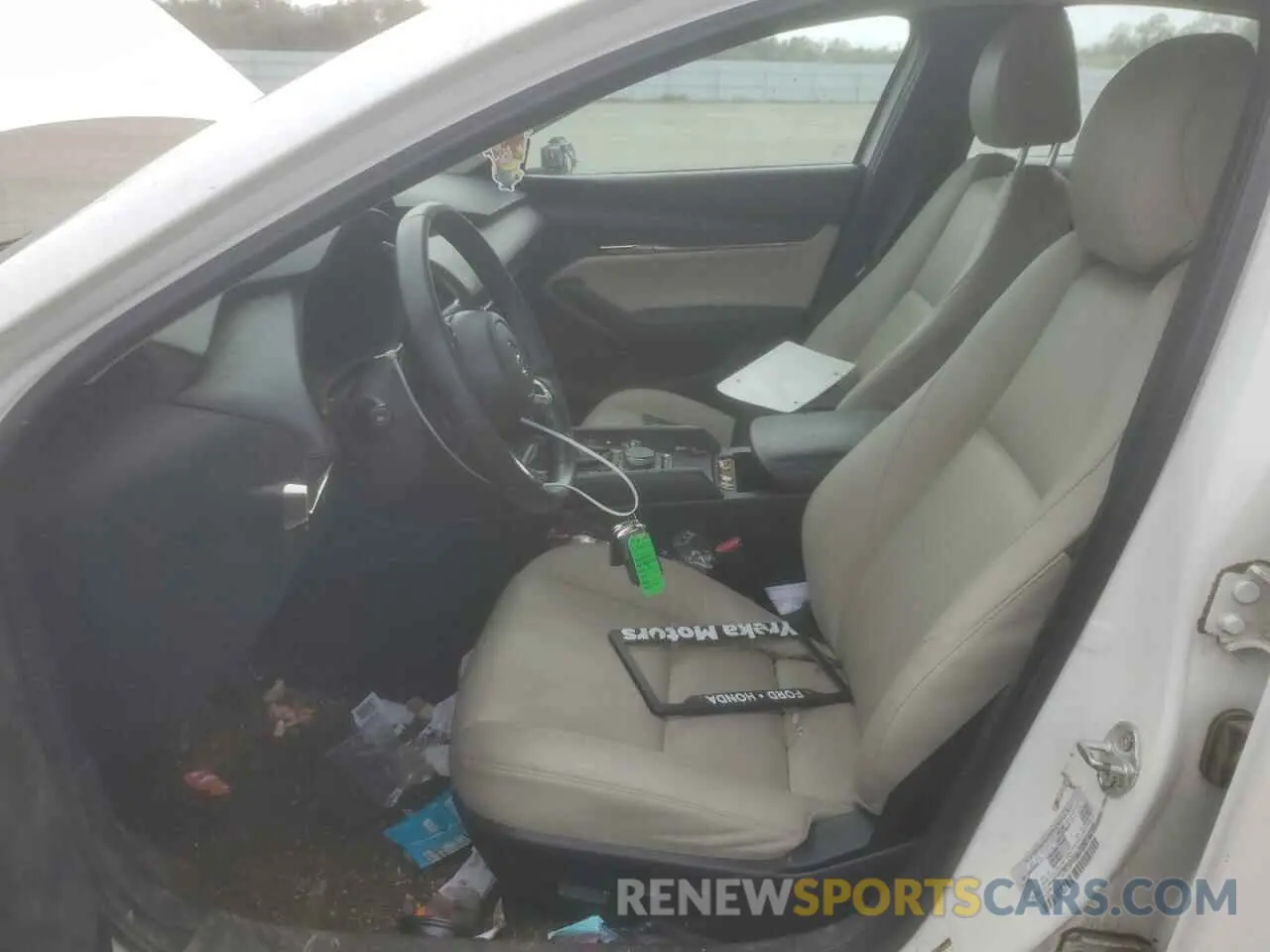 7 Photograph of a damaged car 3MZBPACMXPM356324 MAZDA 3 2023