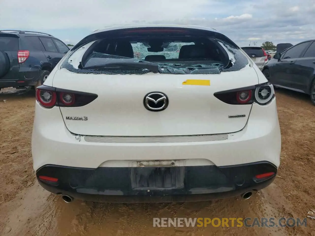 6 Photograph of a damaged car JM1BPAKM4P1613639 MAZDA 3 2023