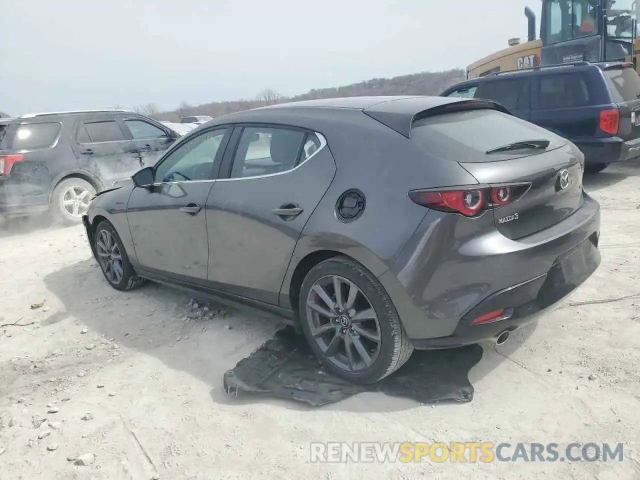 2 Photograph of a damaged car JM1BPALM7P1611222 MAZDA 3 2023