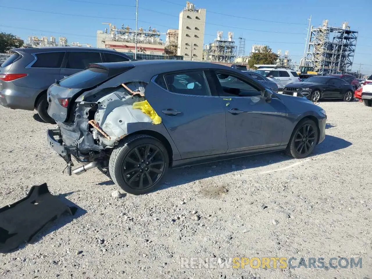 3 Photograph of a damaged car JM1BPAMM7P1616371 MAZDA 3 2023