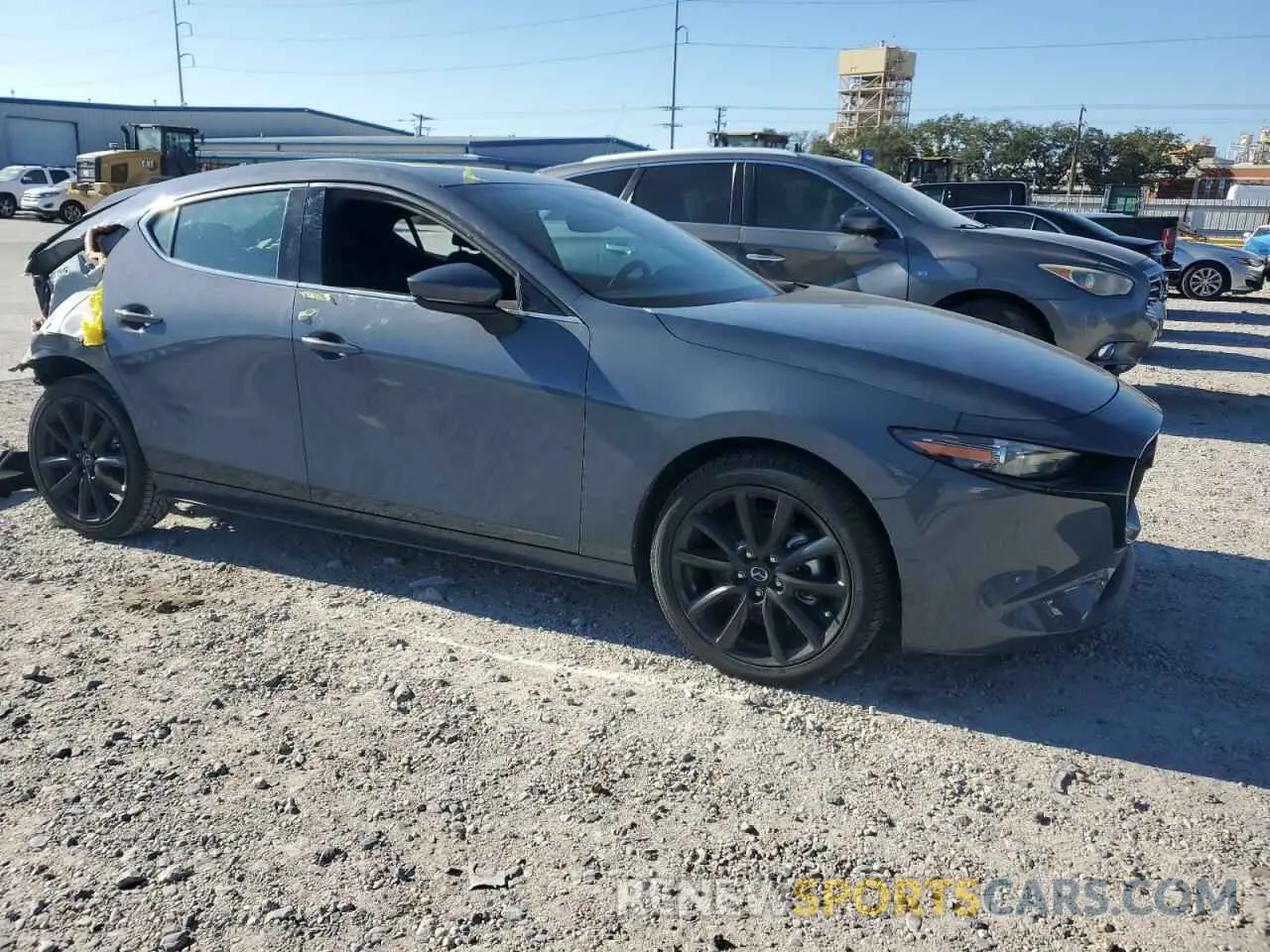 4 Photograph of a damaged car JM1BPAMM7P1616371 MAZDA 3 2023