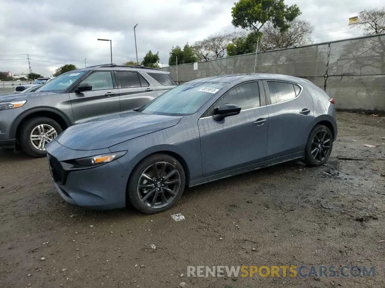 1 Photograph of a damaged car JM1BPBLM5R1655857 MAZDA 3 2024
