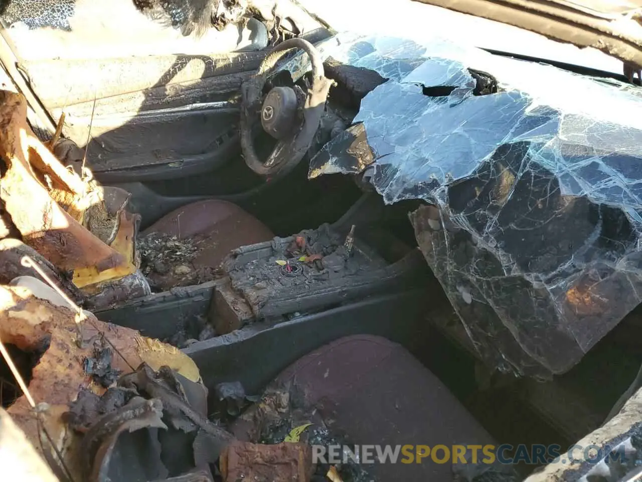 8 Photograph of a damaged car JM1BPBLM5R1709626 MAZDA 3 2024