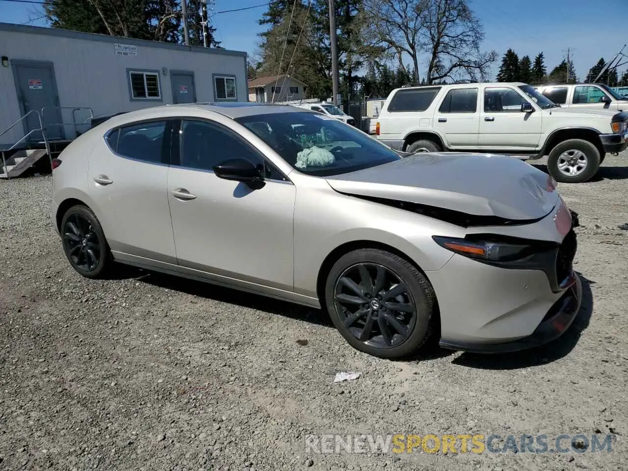 4 Photograph of a damaged car JM1BPBNY8R1650488 MAZDA 3 2024