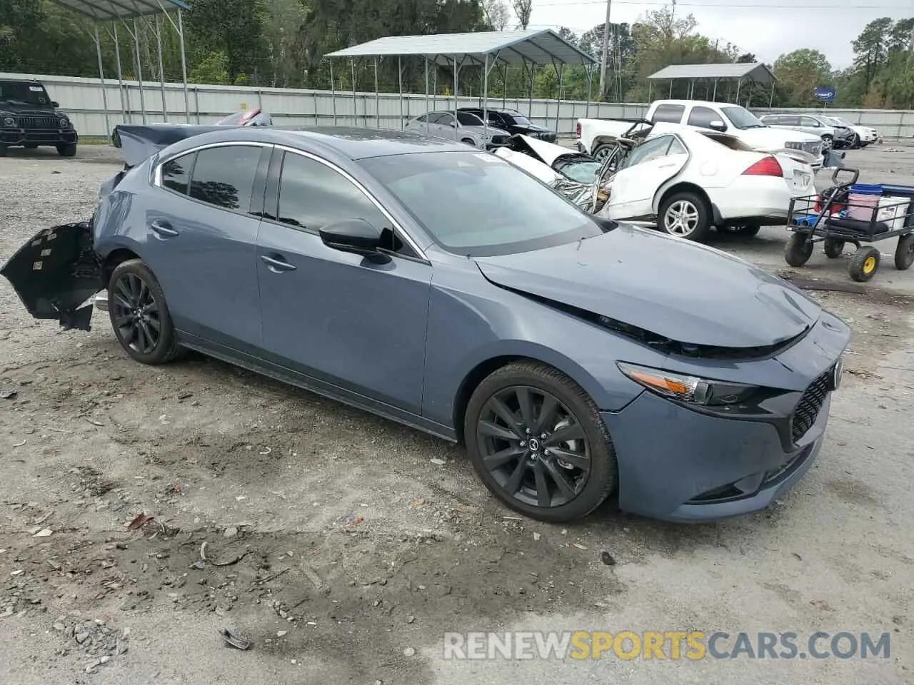 4 Photograph of a damaged car JM1BPBEY5S1762106 MAZDA 3 2025
