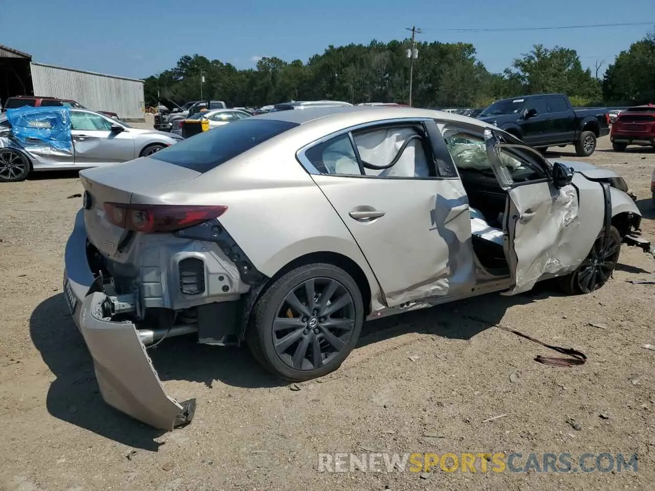 3 Photograph of a damaged car 3MZBPABM2RM422482 MAZDA 3 SELECT S 2024