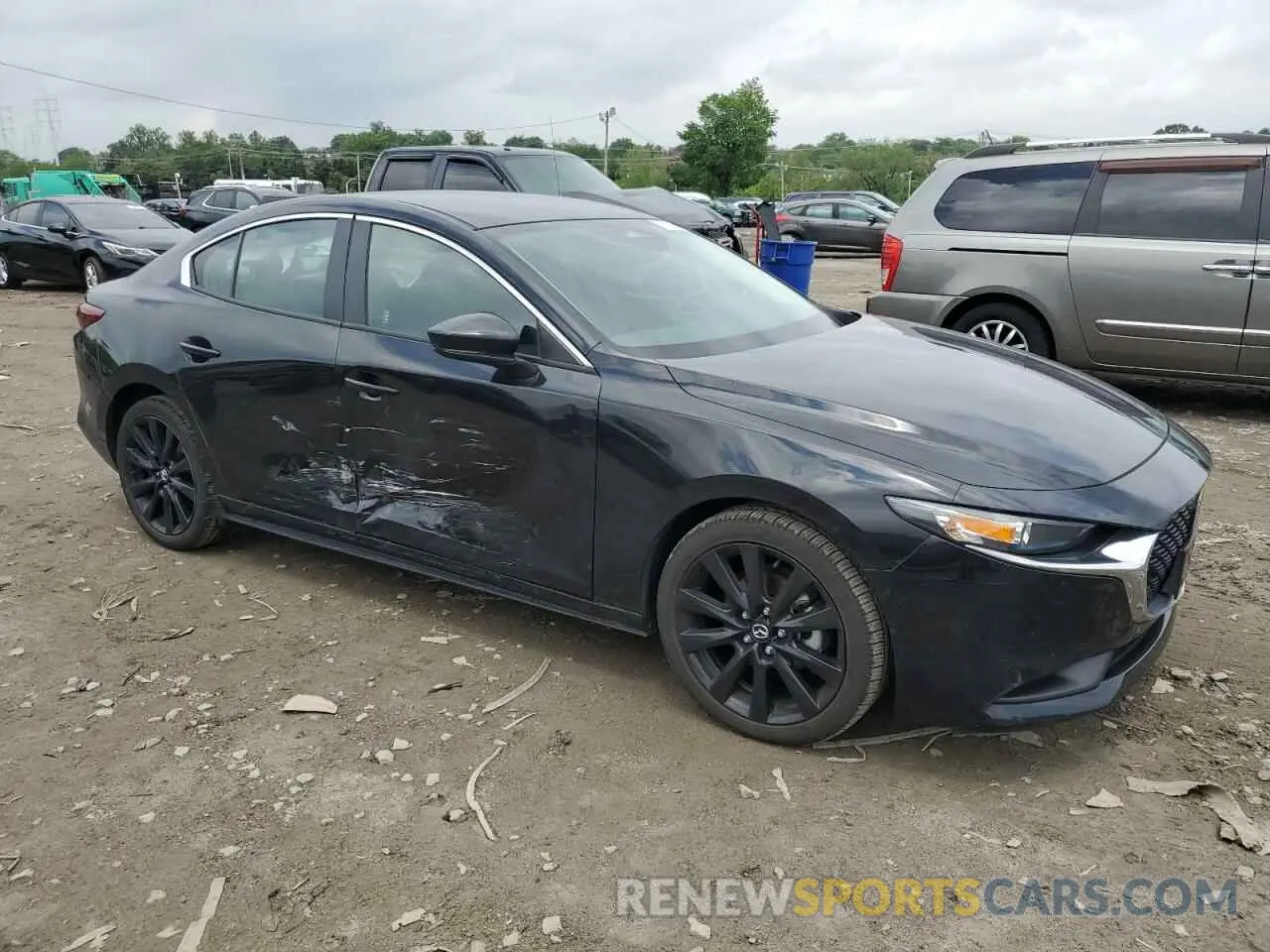 4 Photograph of a damaged car 3MZBPABM6RM403613 MAZDA 3 SELECT S 2024