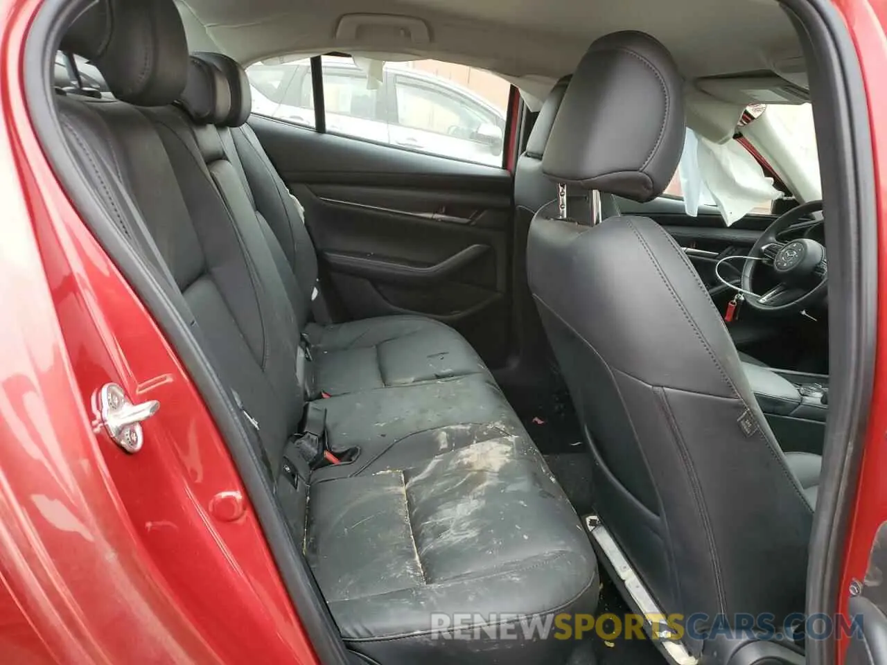 11 Photograph of a damaged car 3MZBPABM8RM401670 MAZDA 3 SELECT S 2024