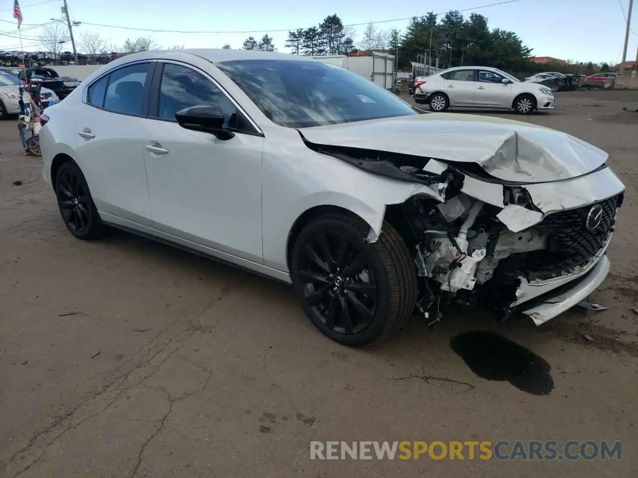 4 Photograph of a damaged car 3MZBPABM9RM410054 MAZDA 3 SELECT S 2024